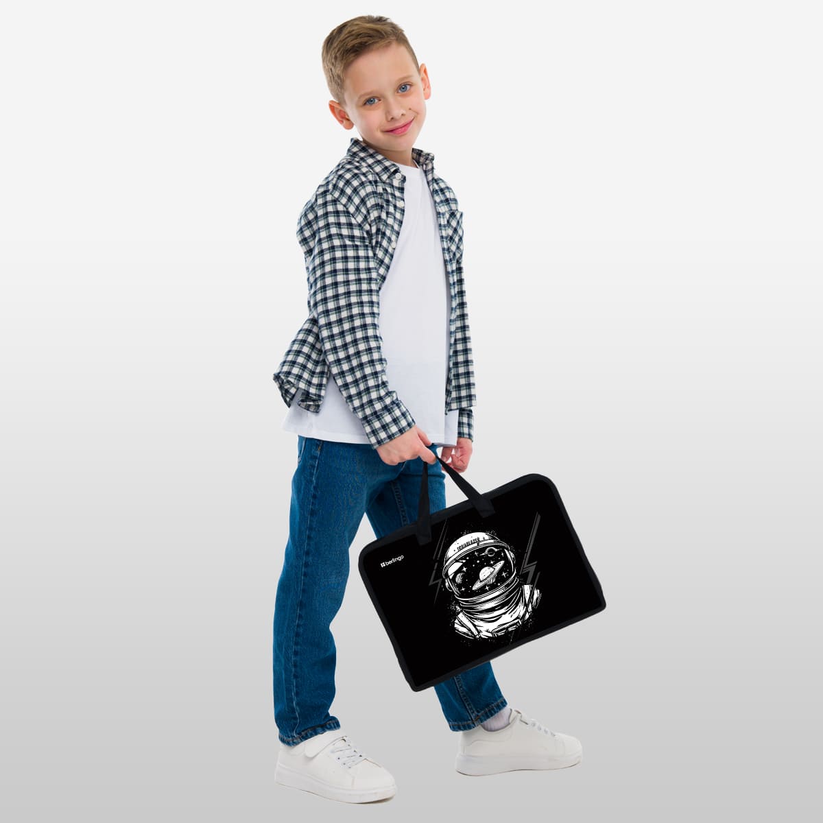 Папка с ручками 1 отделение, А4 Berlingo "Trailblazer", 340*245*75мм, пластик, на молнии