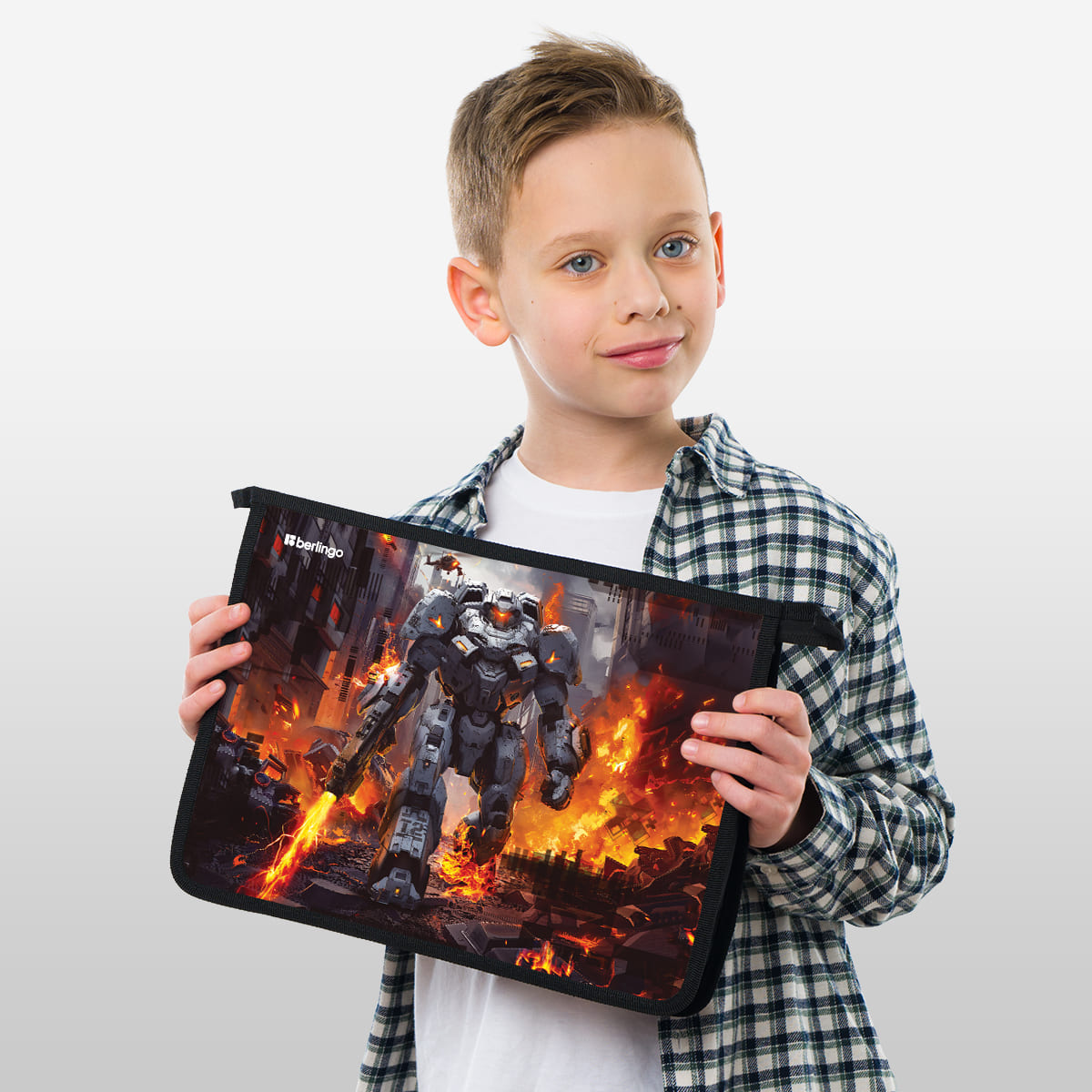 Папка для тетрадей 1 отделение, А4 Berlingo "Battle For The Future", 340*245*40 мм, пластик, на молнии