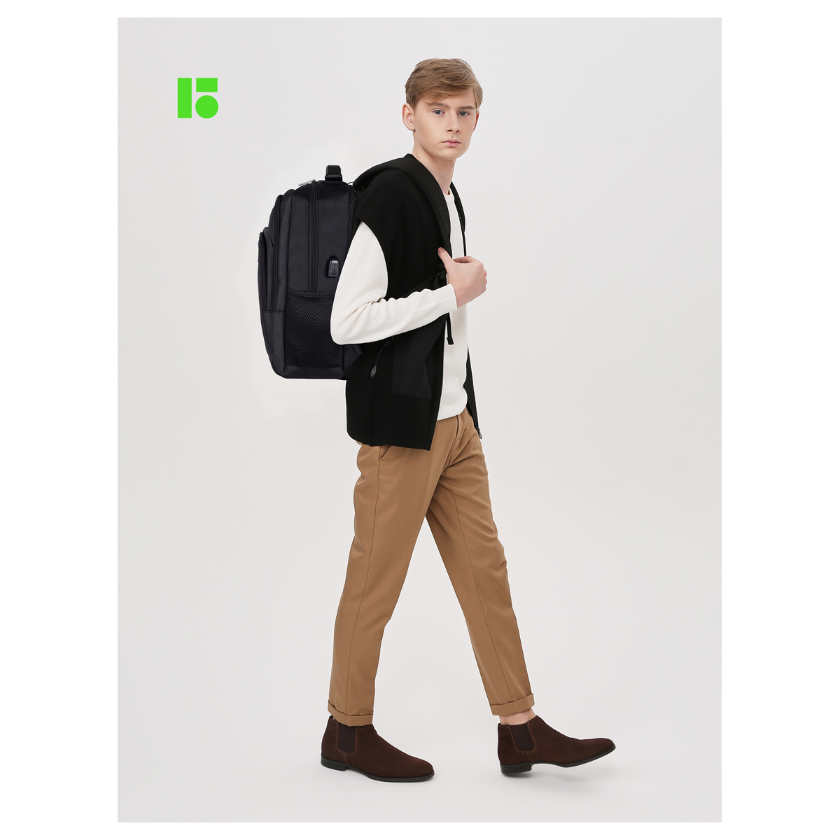 Рюкзак Berlingo City "Strict black" 42*29*17см, 2 отделения, 3 кармана, отделение для ноутбука, USB разъем, эргономическая спинка