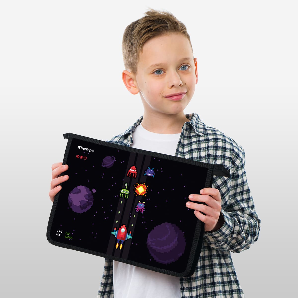 Папка для тетрадей 1 отделение, А4 Berlingo "Space Battle", 340*245*40 мм, пластик, на молнии
